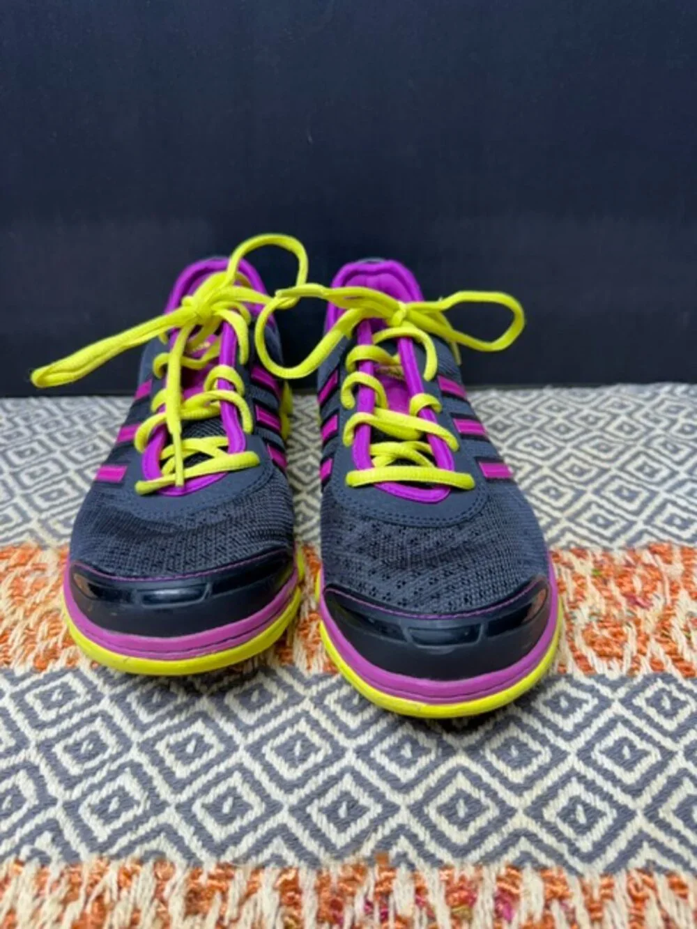Adidas Liquid 2 Sneakers Woman's Size 7.5